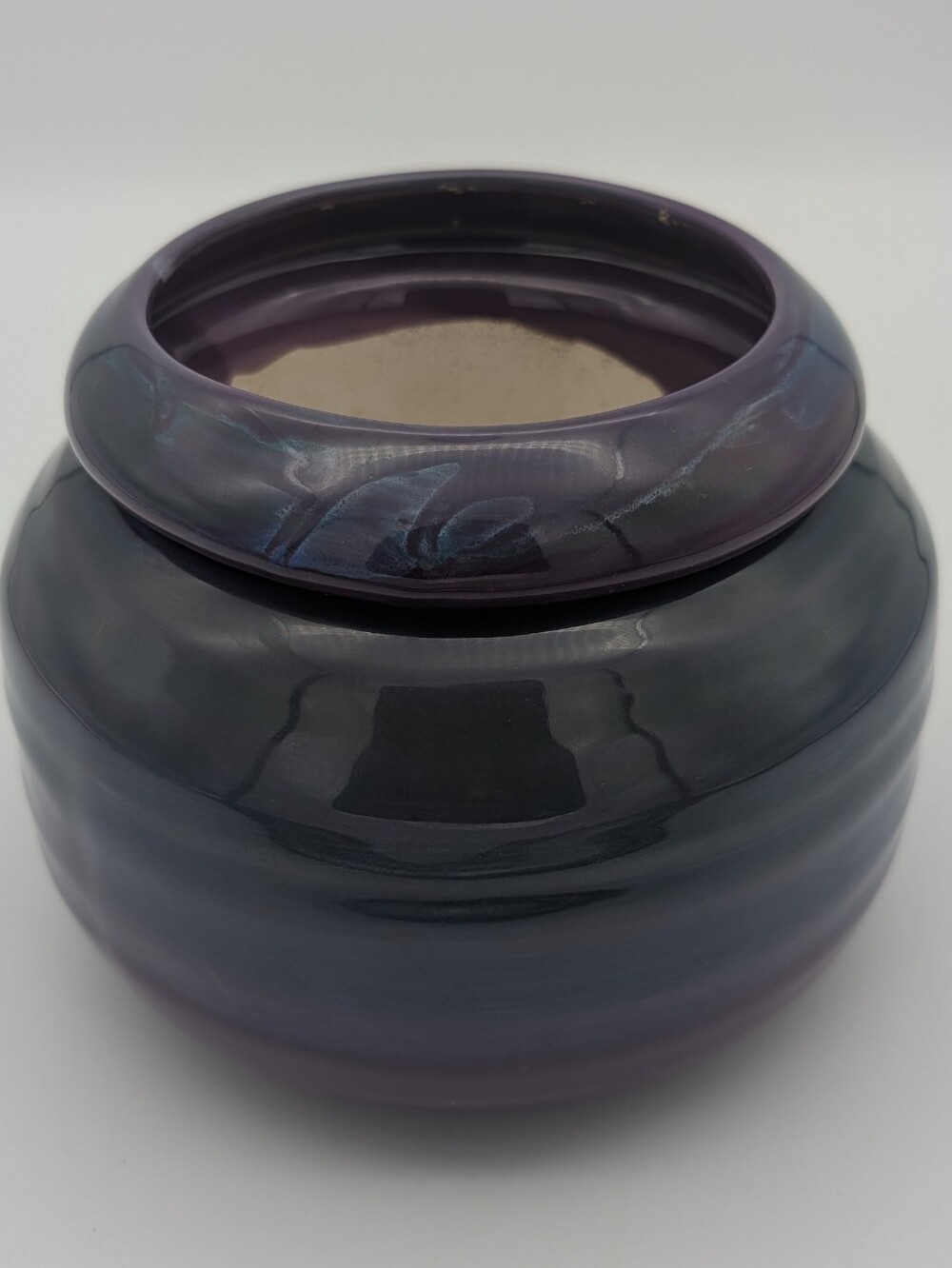 Vintage (1998) The Violet Pot - Picture 5 of 8
